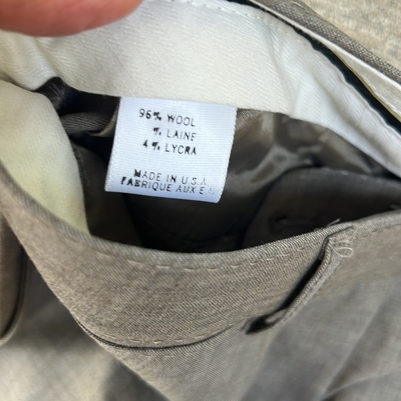 Theory. Palmer City Walking Shorts NWT. 2 - Picture 6 of 7